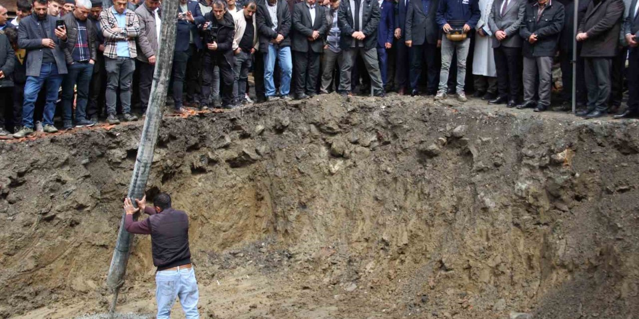 Şehidin ailesi için kurduğu ev hayalini devlet gerçekleştirdi, temel törenle atıldı