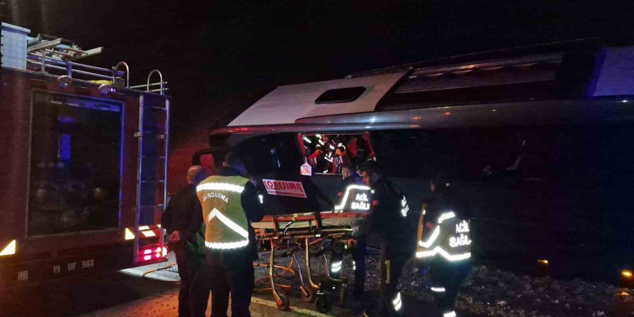 Çorum’da otobüs kazası:  Çok sayıda yaralı var