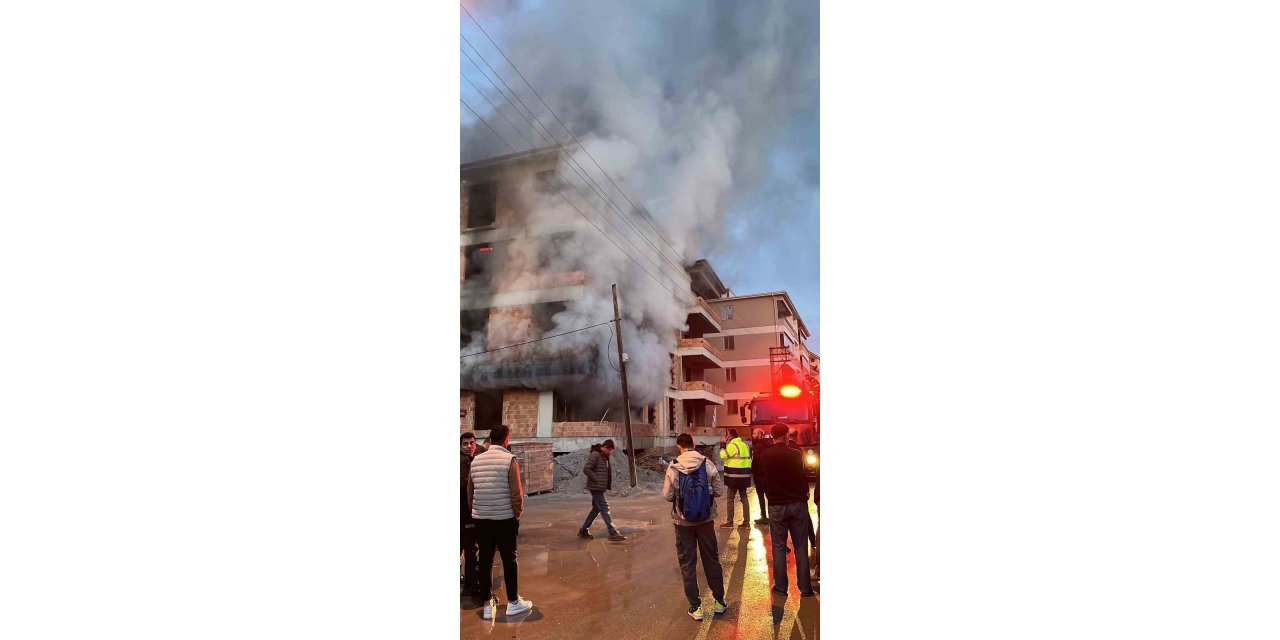İnşaat halindeki binada korkutan yangın