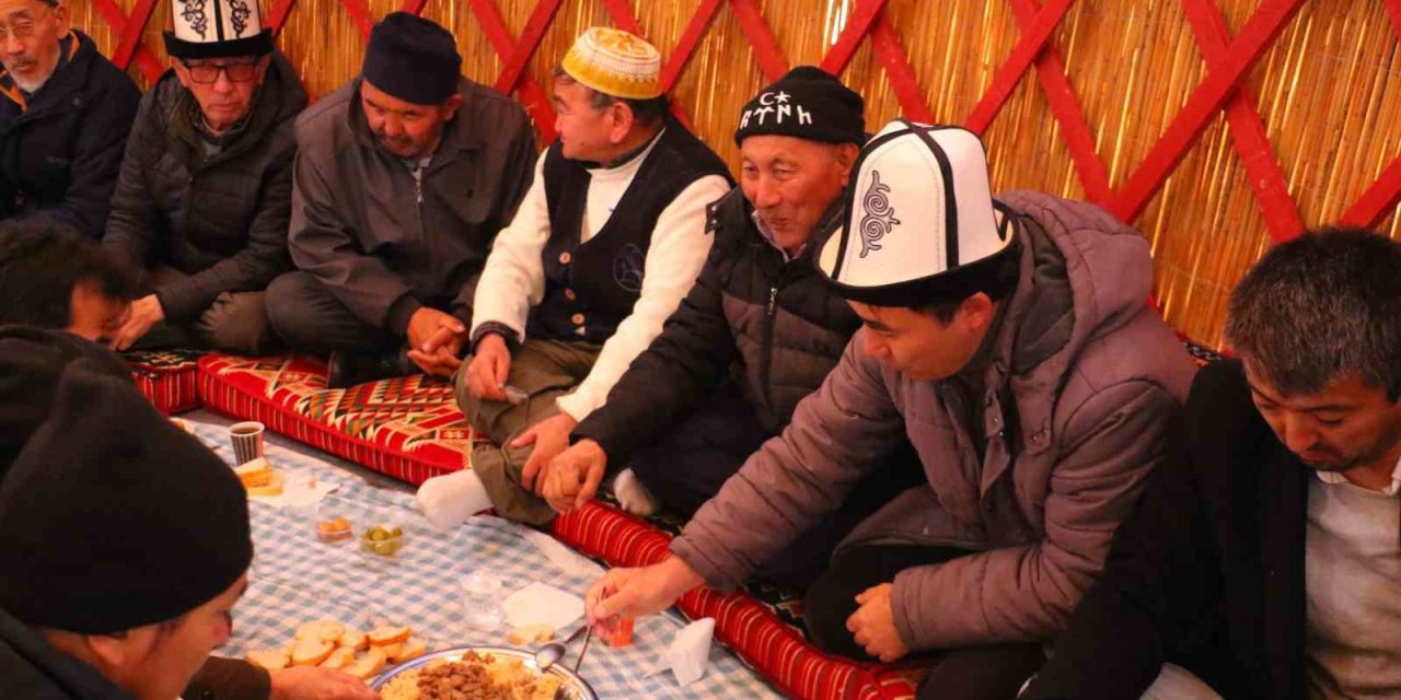 Kırgız Türkleri Ankara’da geleneklerini yaşatıyor