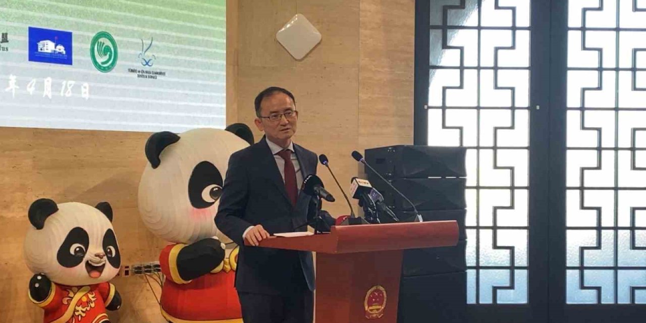 Uluslararası Çin Dili Günü’ Çince öğrenen Türk öğrencilerin gösterileriyle kutlandı