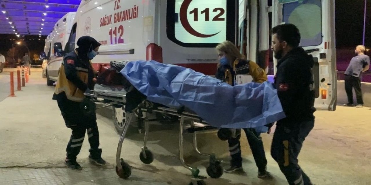 Takla atan otomobil hurdaya döndü