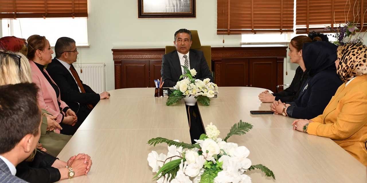 Okul müdürleriyle eğitim görüşüldü