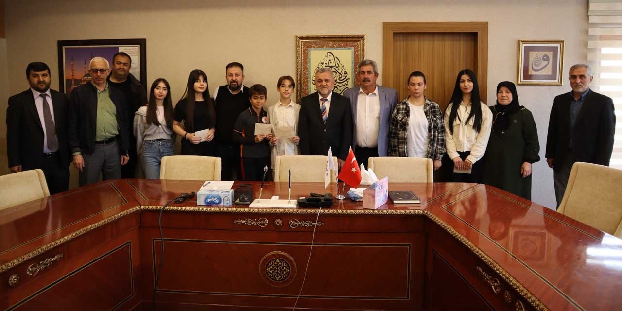 En güzel şiir ve resimlere ödül