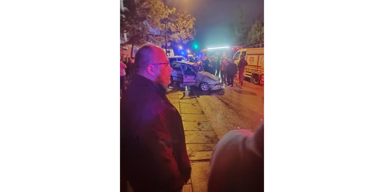 Ters yönden gelen araç kazaya sebep oldu: 2’si çocuk 5 yaralı