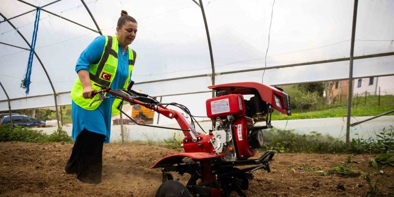 TİKA, Bosna Hersek’te üreten kadınların emeğine değer katıyor