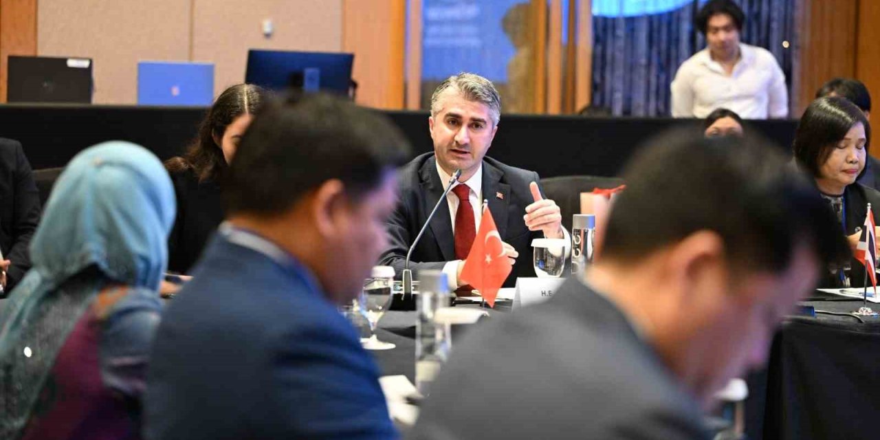 Bakan Yardımcısı Tarıkdaroğlu: "Türkiye olarak, hiçbir bireyi geride bırakmamaya kararlıyız"