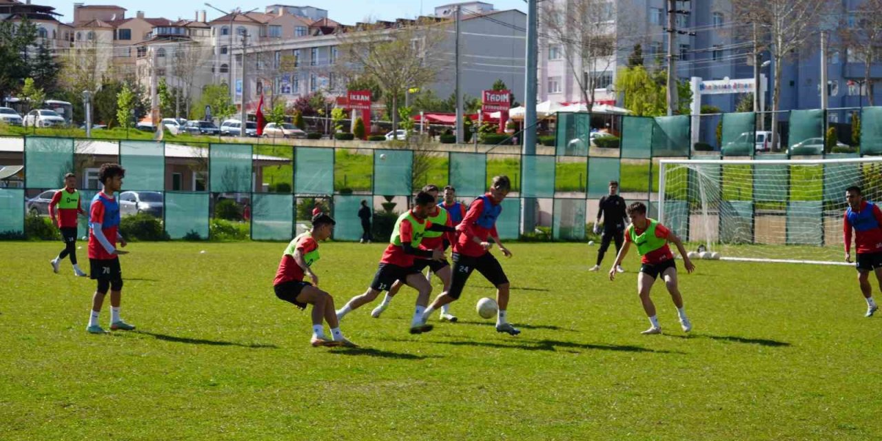 Kastamonuspor, Beykoz Anadoluspor maçının hazırlıklarını sürdürüyor
