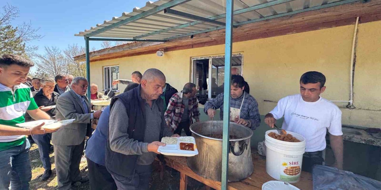 151 yıllık gelenek yaşatıldı: Hıdırellez coşkuyla kutlandı