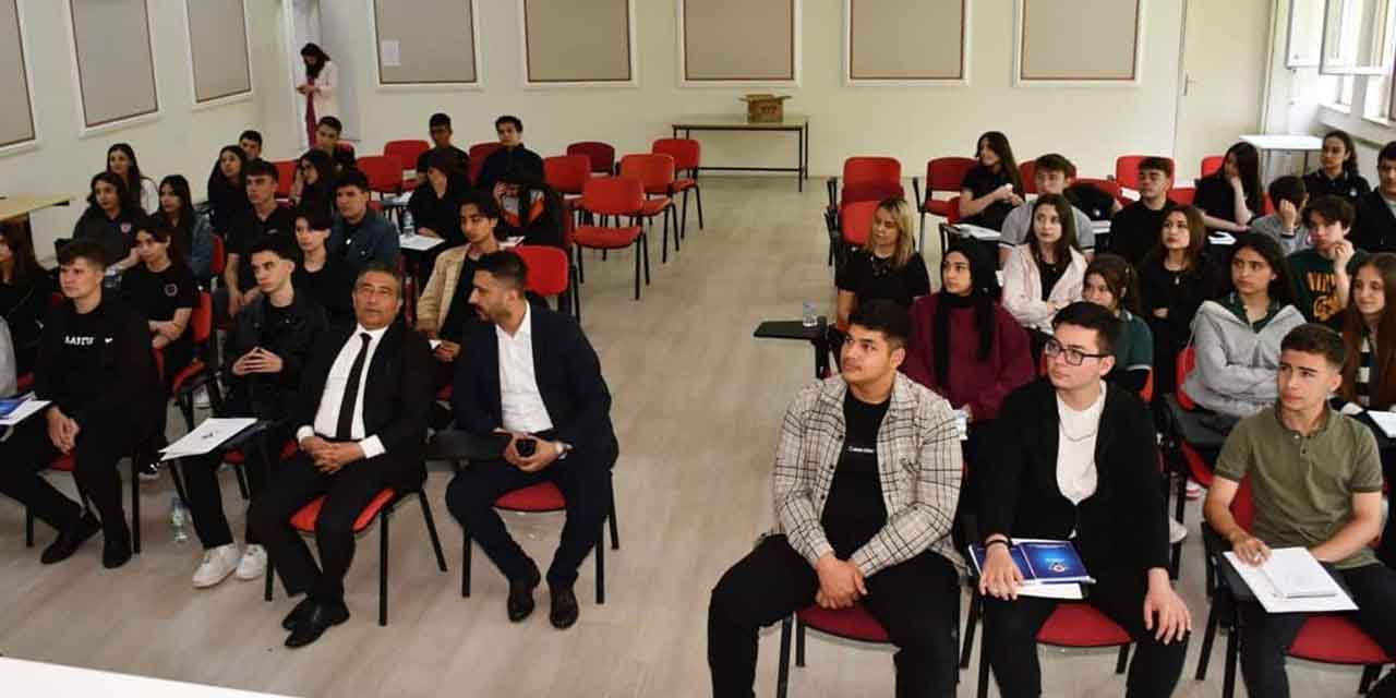 Liseli gençleri heyecan sardı