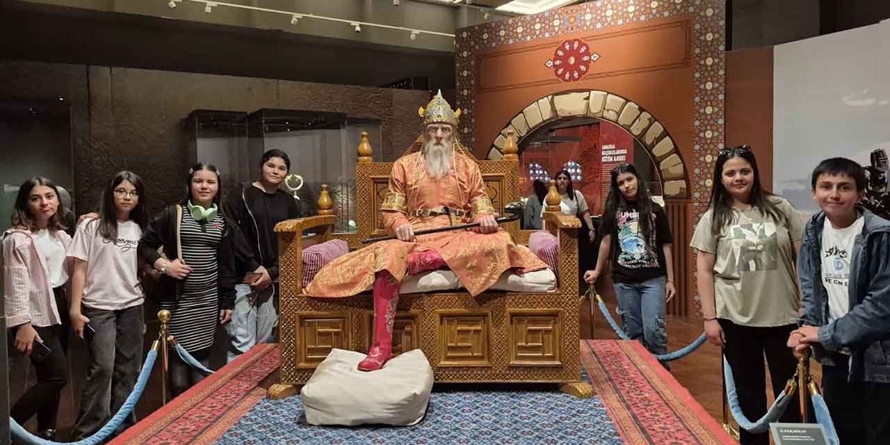 İlkokul öğrencileri Başkent’i gezdi