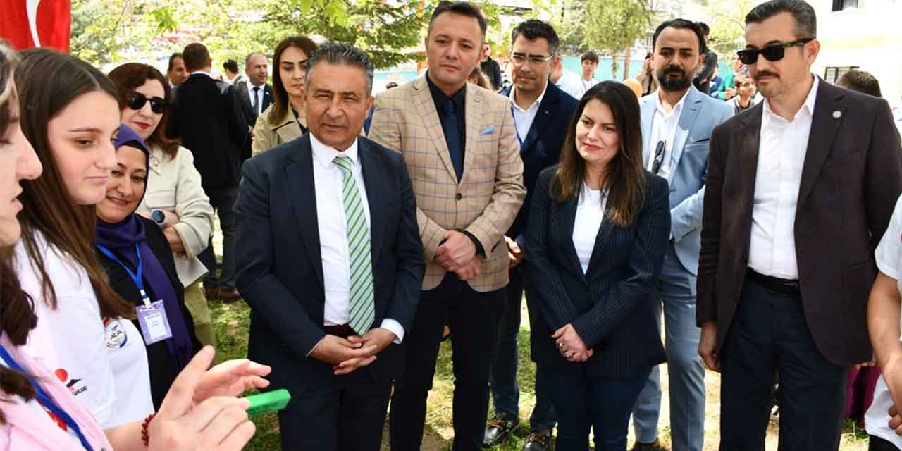 TÜBİTAK Bilim Fuarı öğrencilerin elinden hayat buldu