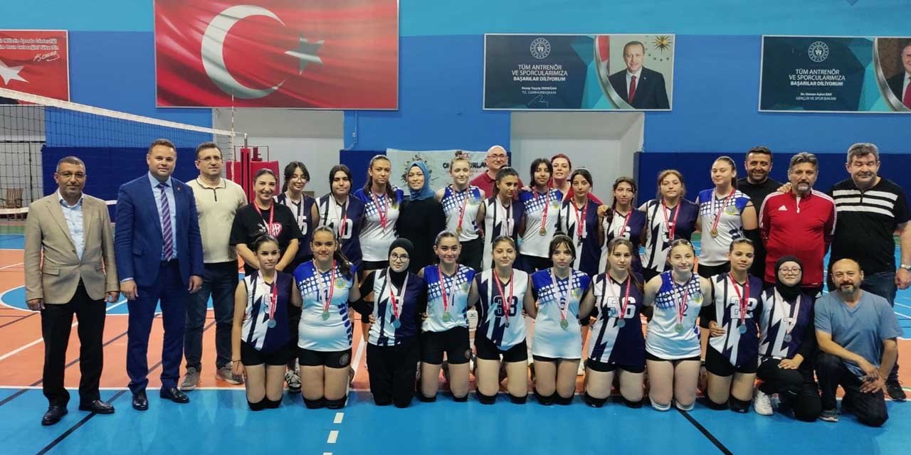 Filenin genç sultanları kıyasıya yarıştı