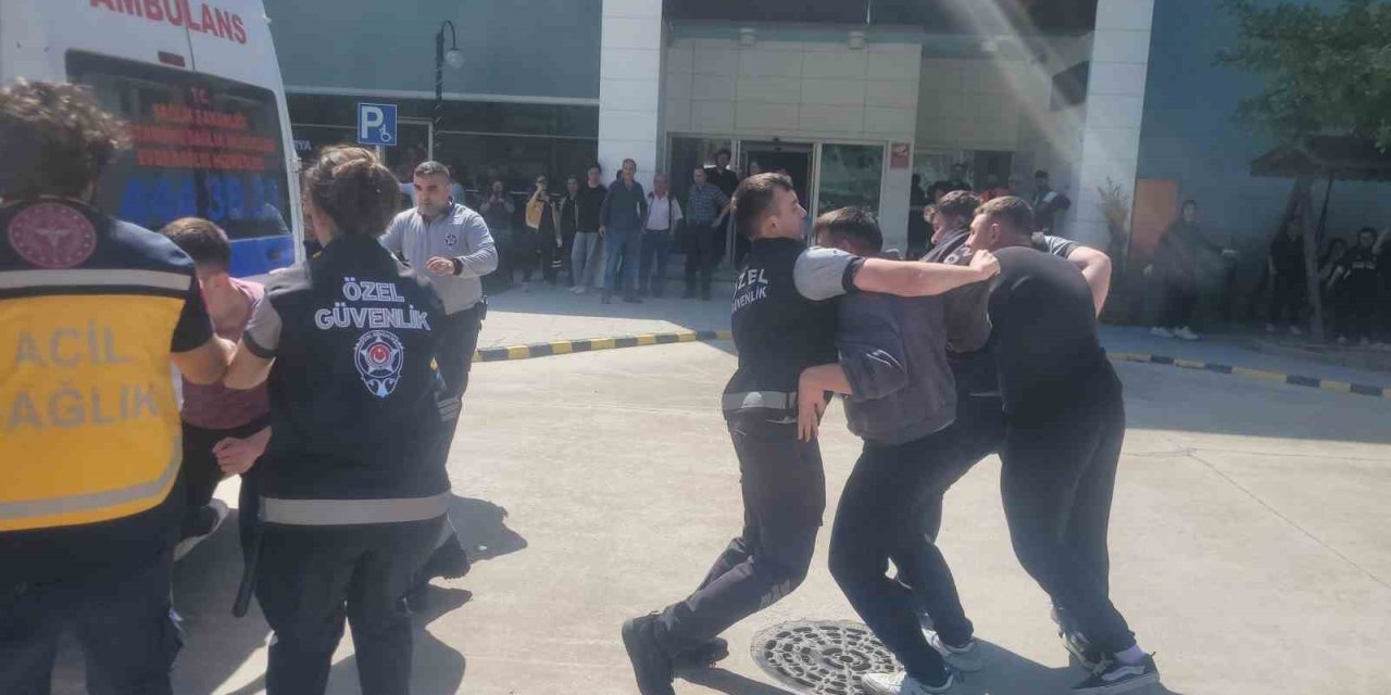 Hastanedeki yangın tatbikatında öğrencilerin performansı gerçeği aratmadı