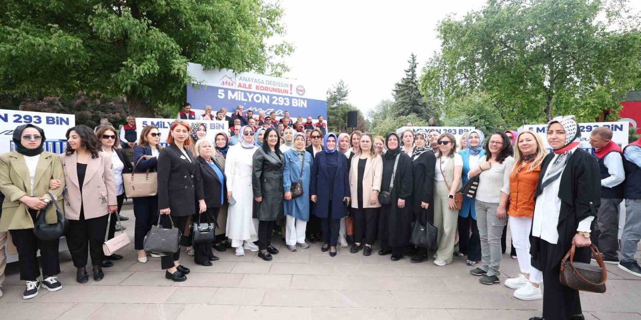 Memur-Sen’den ‘Anayasa Değişsin Aile Korunsun’ imza kampanyası