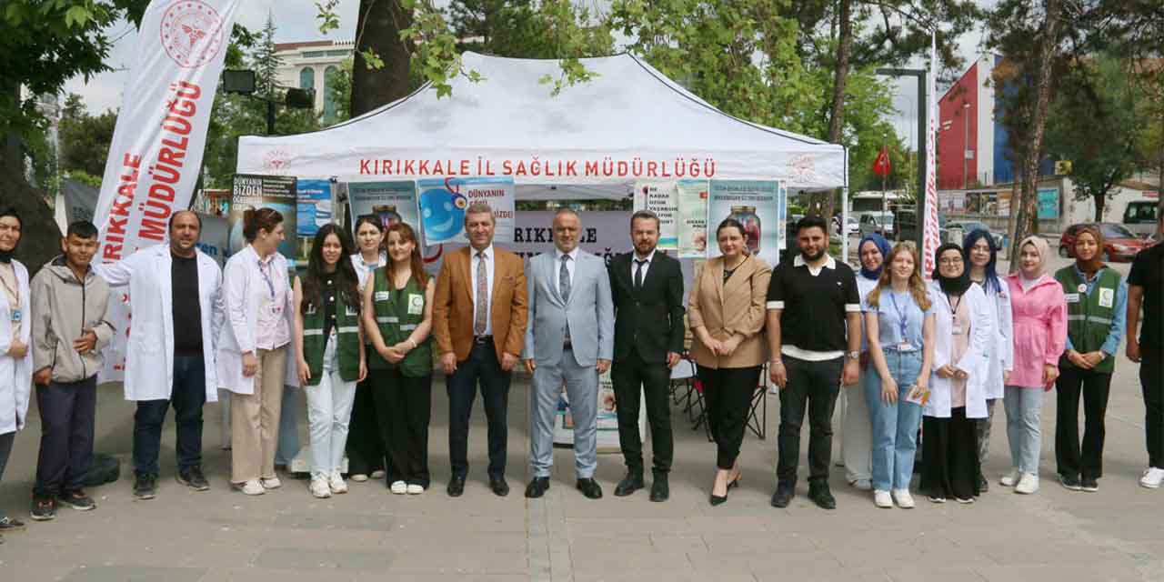 Tütün zararları vatandaşlara anlatıldı