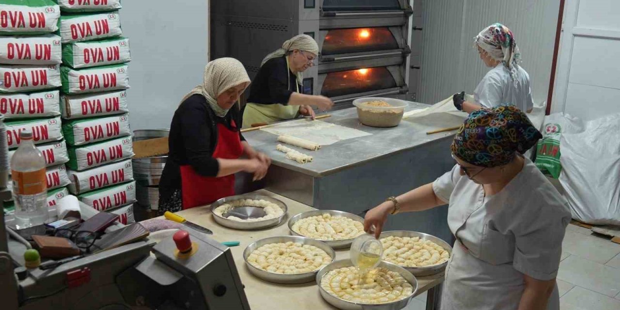 Beypazarı’nın yöresel zenginlikleri bayram sofralarını süslemek için hazır