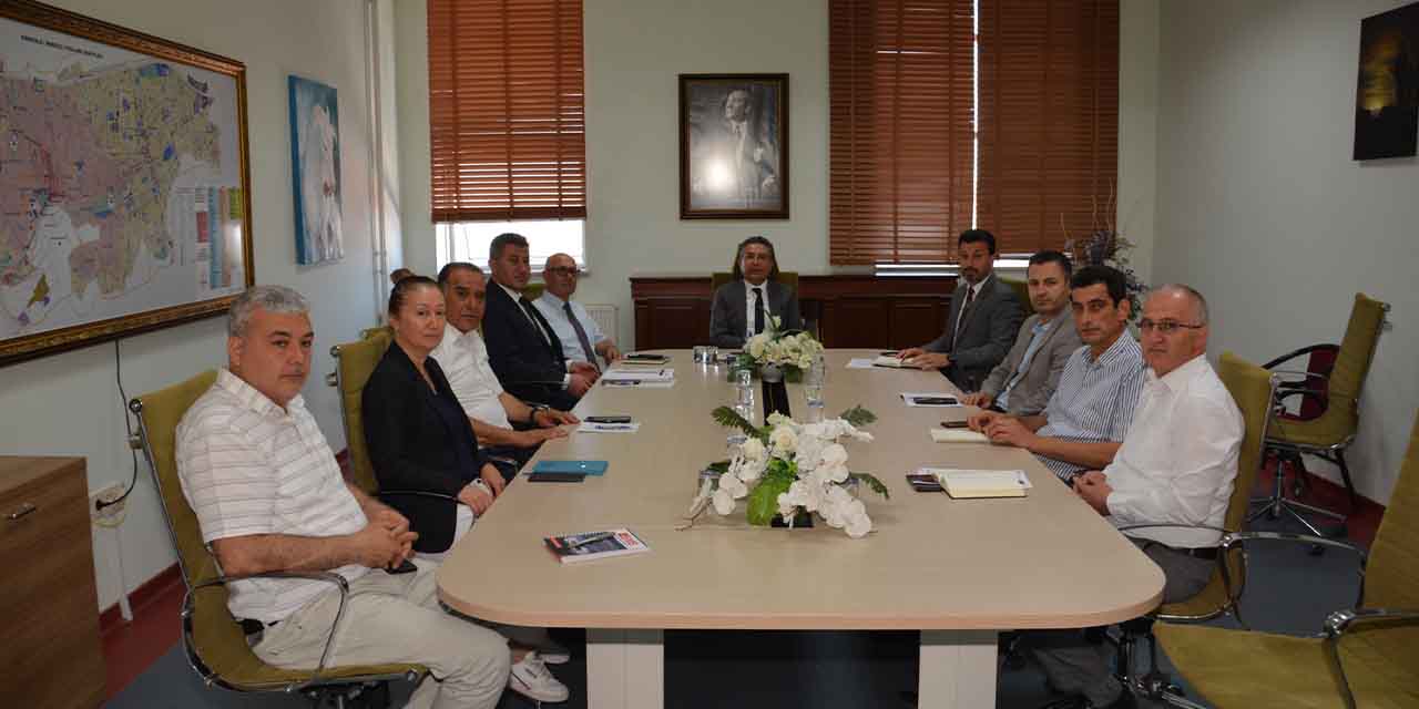 Eğitim yöneticileriyle değerlendirme toplantısı