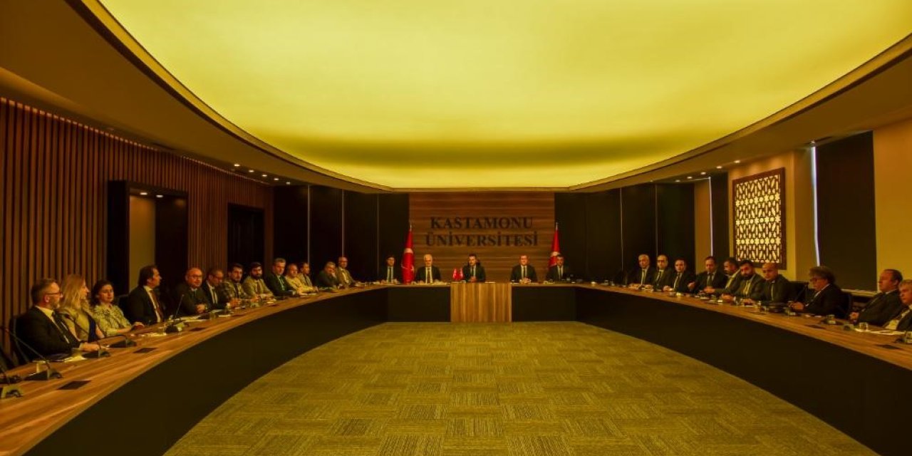 Kastamonu Üniversitesi’nde kurumsal iletişim çalışmaları ve uluslararası sıralamalar ele alındı