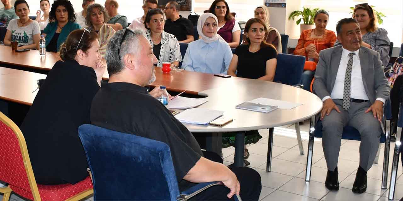 ÖBA ve EBA ile öğretmenler bilgilendirildi