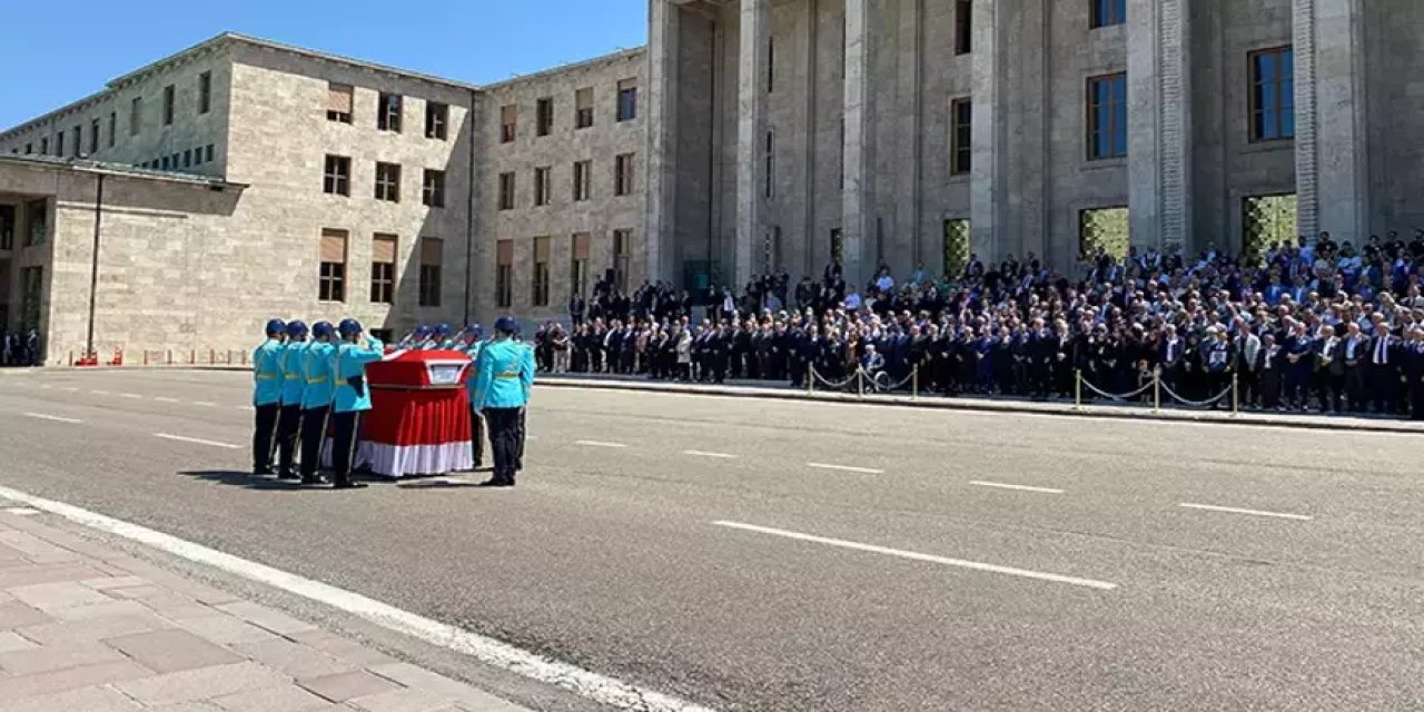 27. Dönem Manisa milletvekili İsmail Bilen için tören düzenlendi