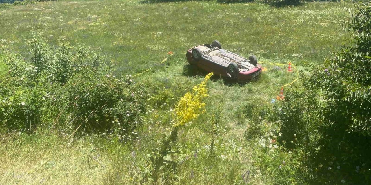 Kastamonu’da otomobil uçuruma yuvarlandı: 1 ölü, 4 yaralı