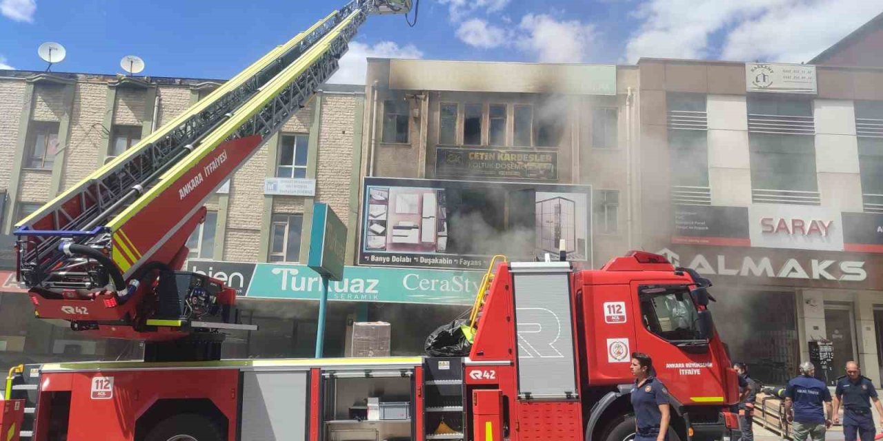 Ankara’da Siteler Sanayi bölgesinde yangın