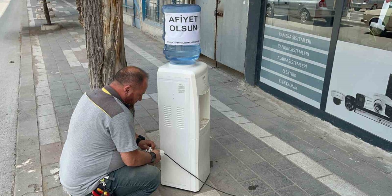 Yerköy’de esnaftan serinleten iyilik