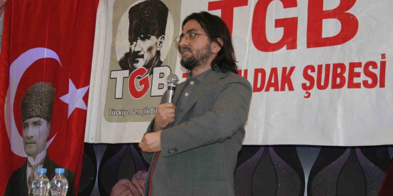 Gazeteci, yazar ve köşe yazarı Nihat Genç hayatını kaybetti