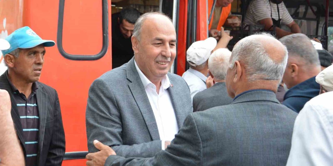 Alaca Belediyesi’nden vatandaşlara aşure ikramı