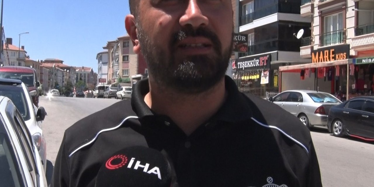 Karşı yola geçmeye çalışan anne ile çocuğa otomobil çarptı