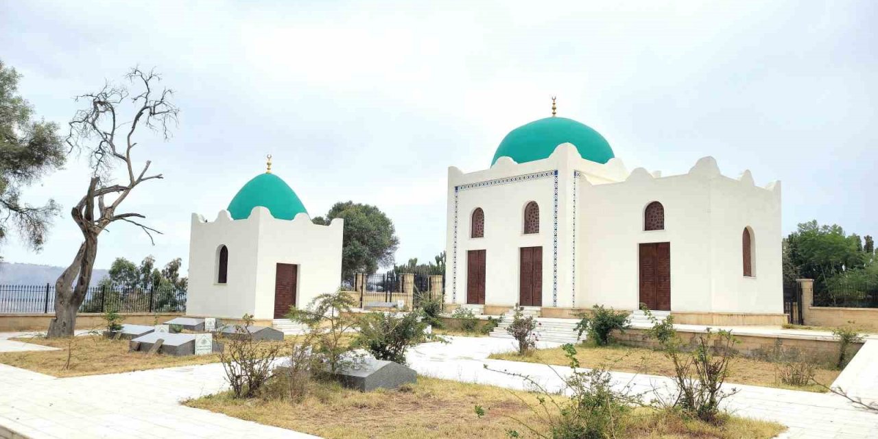 İç savaşta zarar gören Necaşi Türbesi ve Camii yeniden restore edildi