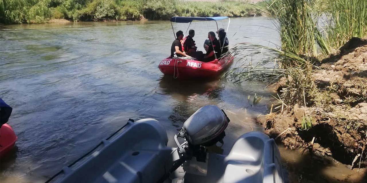 Kızılırmak'a atlayan gencin cansız bedeni çıkarıldı