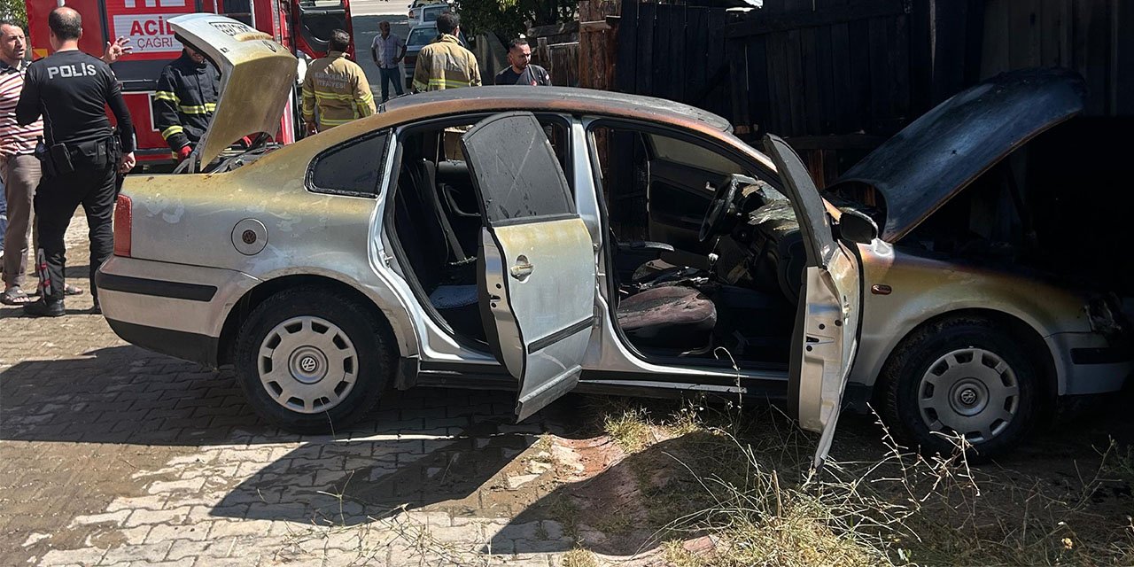 Kırıkkale'de ot yangınında otomobil ve garaj zarar gördü