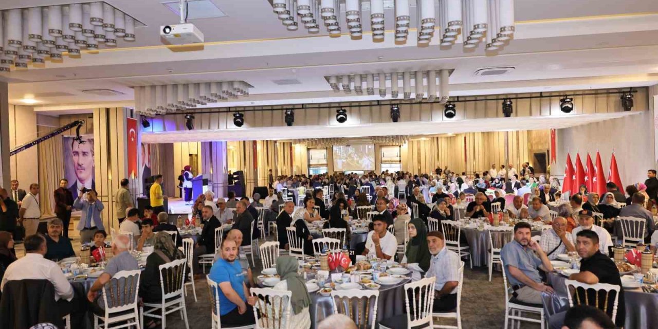 Vali Çalgan: "15 Temmuz’un mirasına sahip çıkma kararlılığımızı bir kez daha hep birlikte dile getiriyoruz"