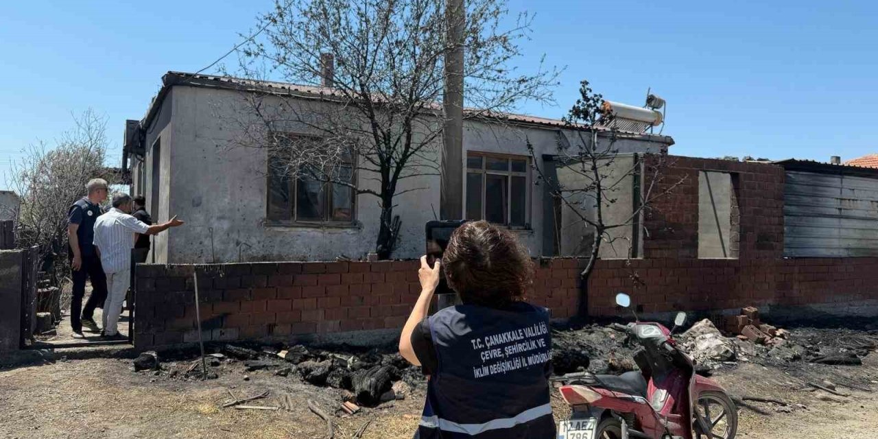 Bakan Kurum: "3 ilde hasar tespit çalışmaları sürüyor, ilk belirlemelere göre 9’u konut 26 yapı hasar gördü"