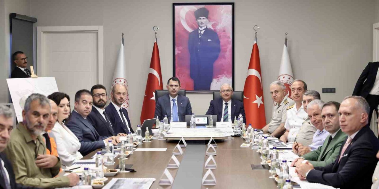 Bakan Kurum ve Bakan Güler’den Ay Yıldız Yerleşkesi’nde inceleme