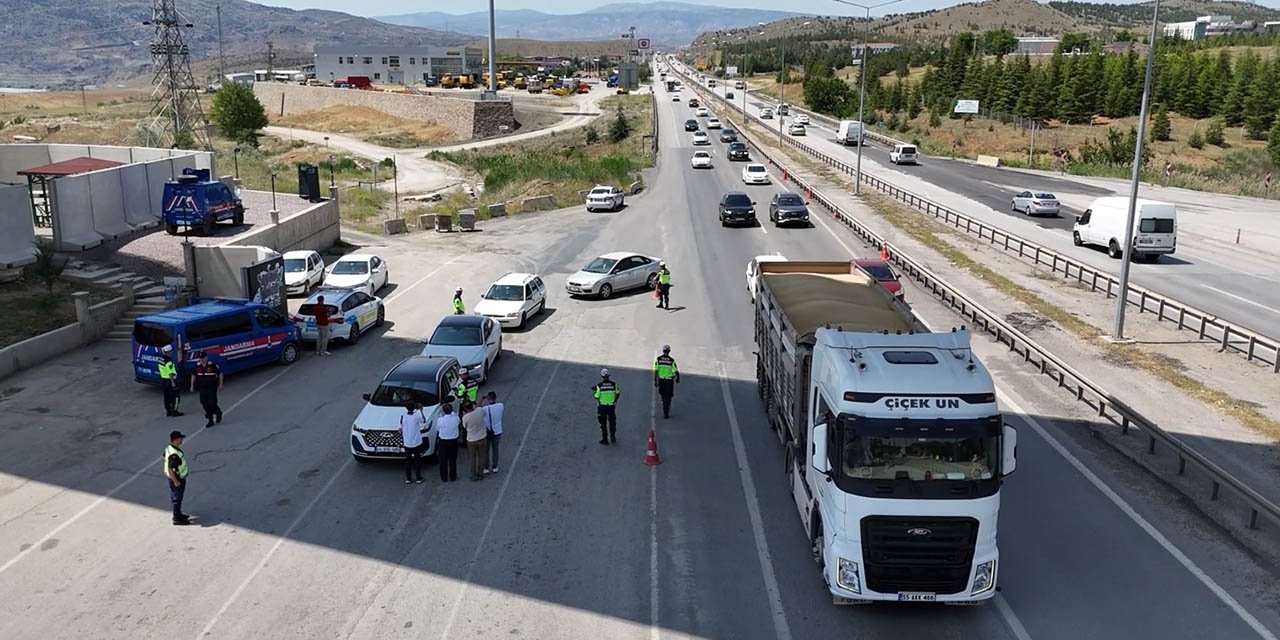 Kırıkkale’de trafiğe kayıtlı 83 bin araç var