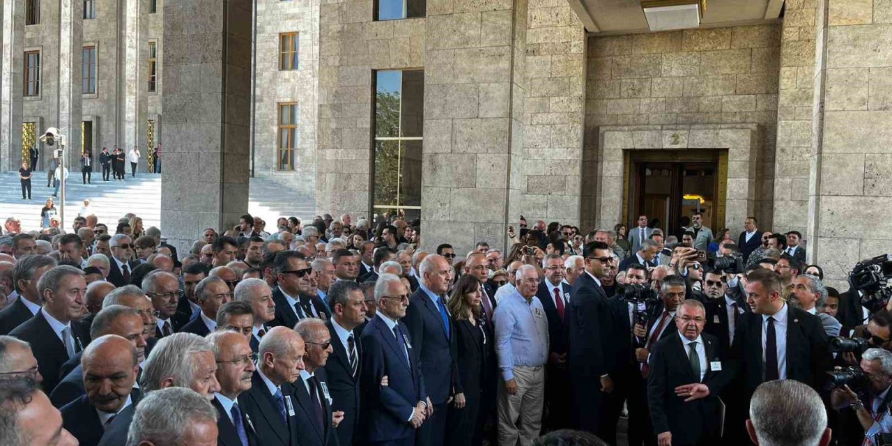 Altan Öymen için TBMM’de cenaze töreni düzenlendi