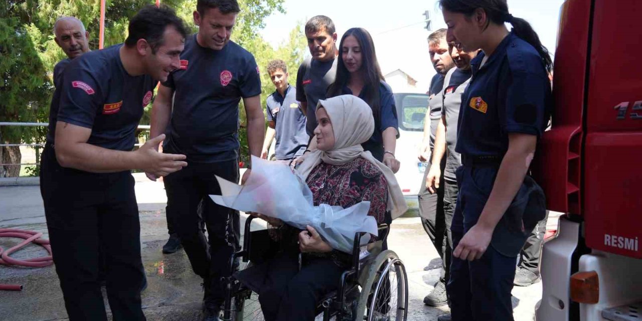 Kırıkkale itfaiyesi, engelli kadının hayalini gerçekleştirdi