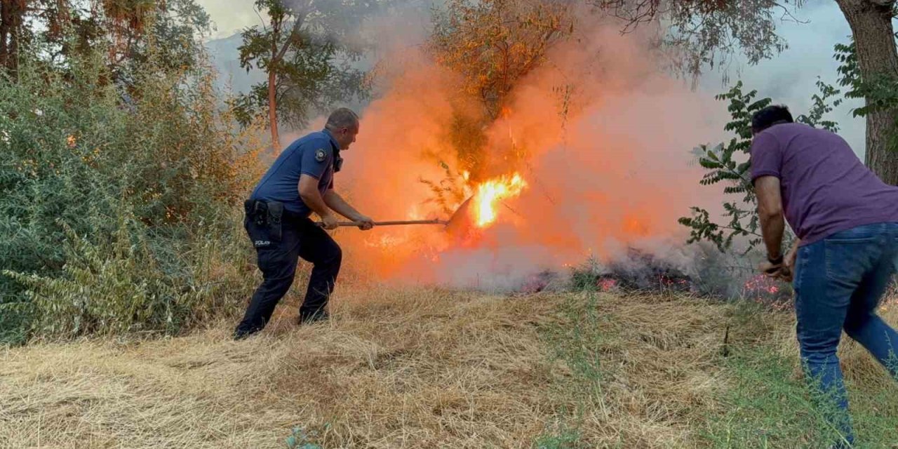 Polatlı’da otluk alanda çıkan yangın söndürüldü