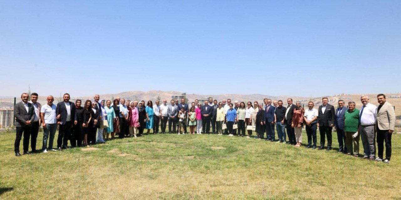 Keçiören Belediye Başkanı Özarslan muhtarlarla buluştu