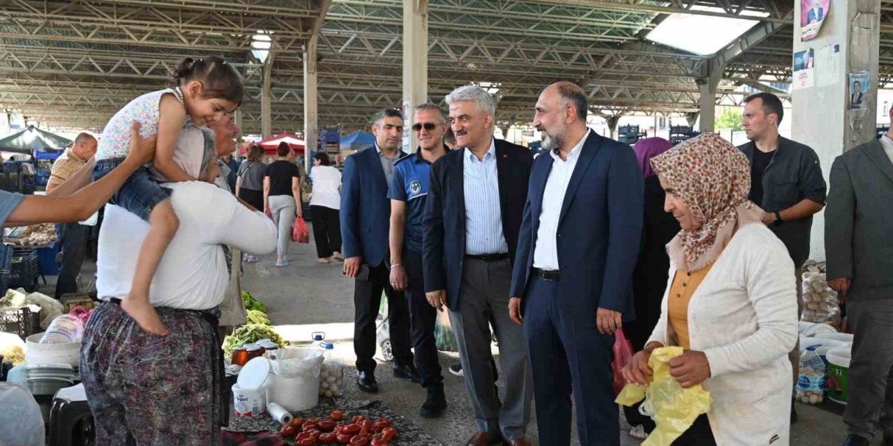 Kırıkkale Valisi Makas’tan pazarcı esnafına ziyaret