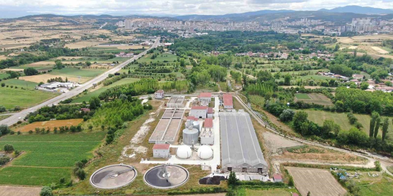 Kastamonu’da çalıştırılmadığı iddia edilen arıtma tesisi vatandaşları isyan ettirdi: "Bu kokunun ve pisliğin içinde kaldık"