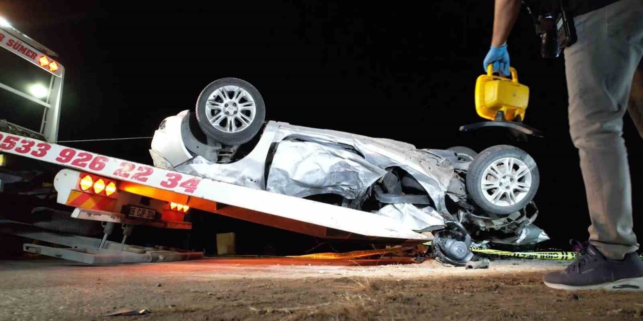 Ankara’da biri çocuk üç kişinin öldüğü trafik kazasının kamera kayıtları ortaya çıktı