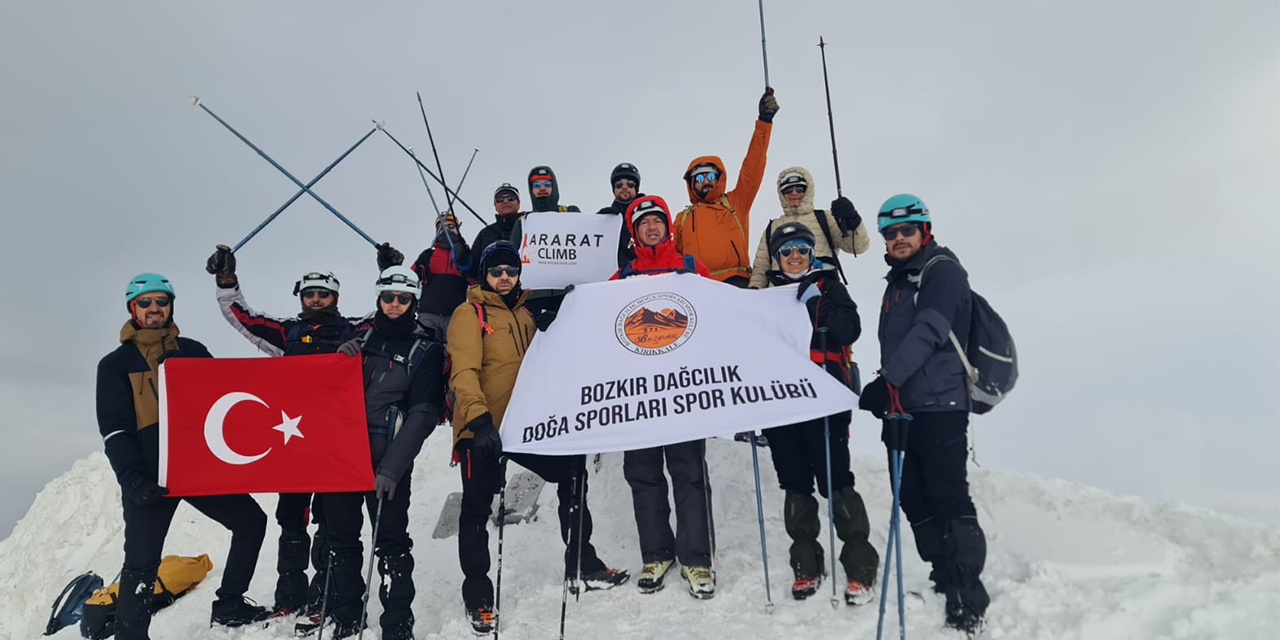 Bozkır’ın dağcıları Ağrı Dağı’nda