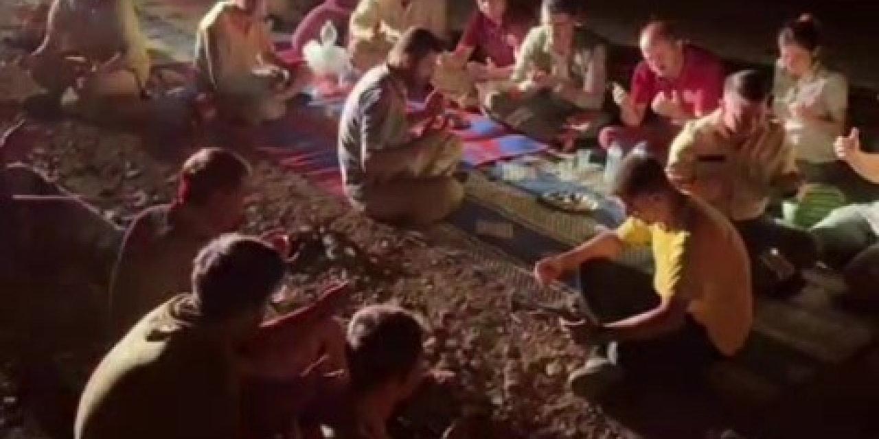 Alevlerin arasında ormancılardan duygulandıran dua