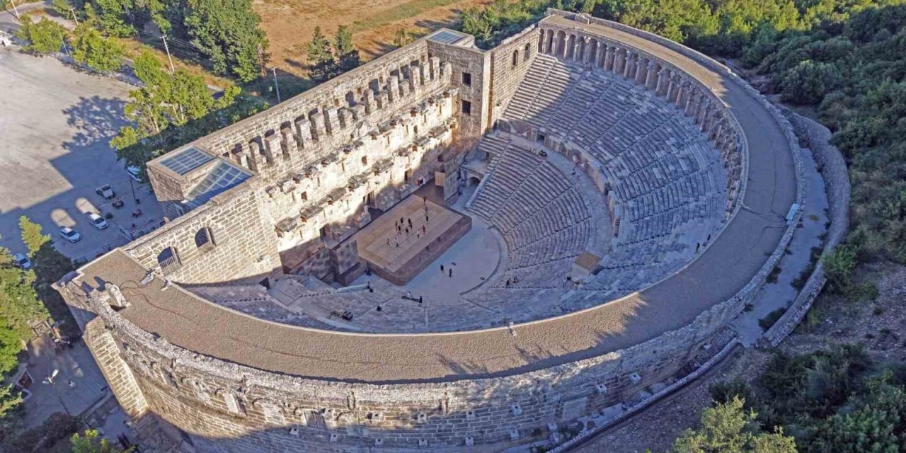Antalya’dan tarihi rekor: Bir günde 105 bin ziyaretçi