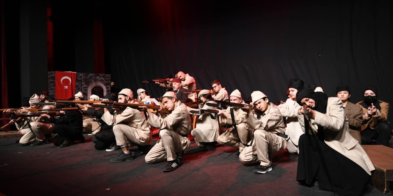 Pursaklar’da perde ‘2’nci Tiyatro Günleri’ için açılıyor