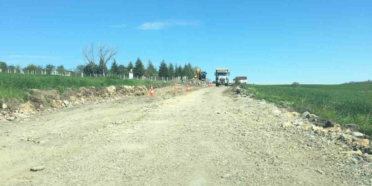 ABB tarafından 7 ay önce kazılan yol yapılmayı bekliyor